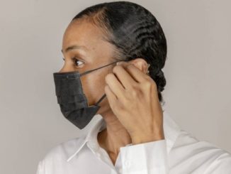 Lär dig hur man gör hemlagade ansiktsmasker