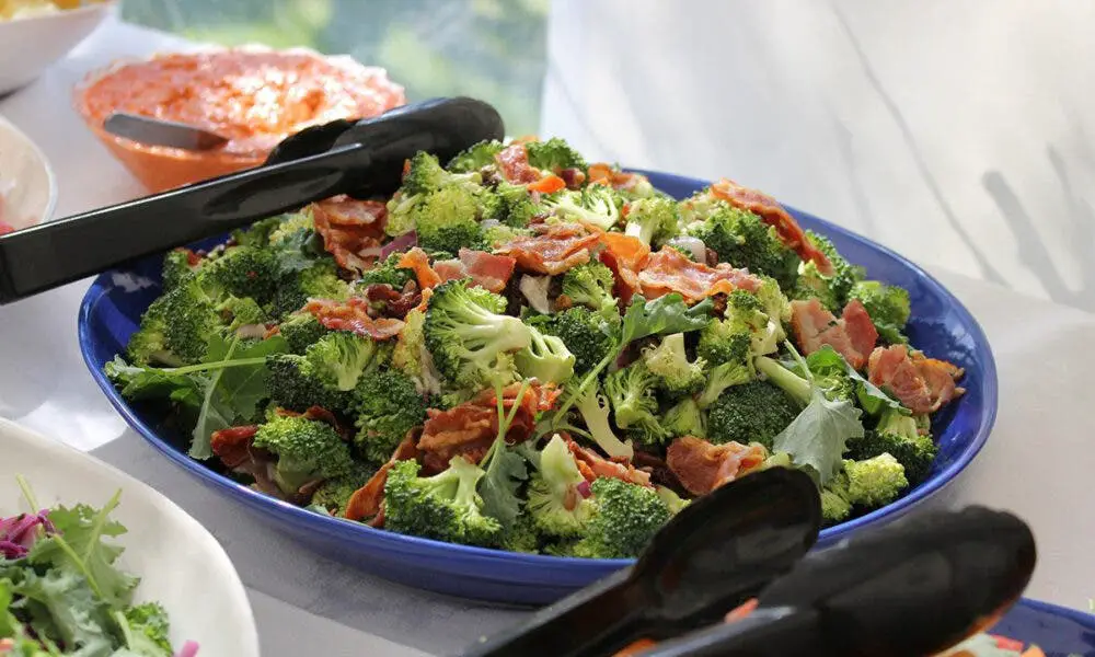 Receta de ensalada mixta con brócoli