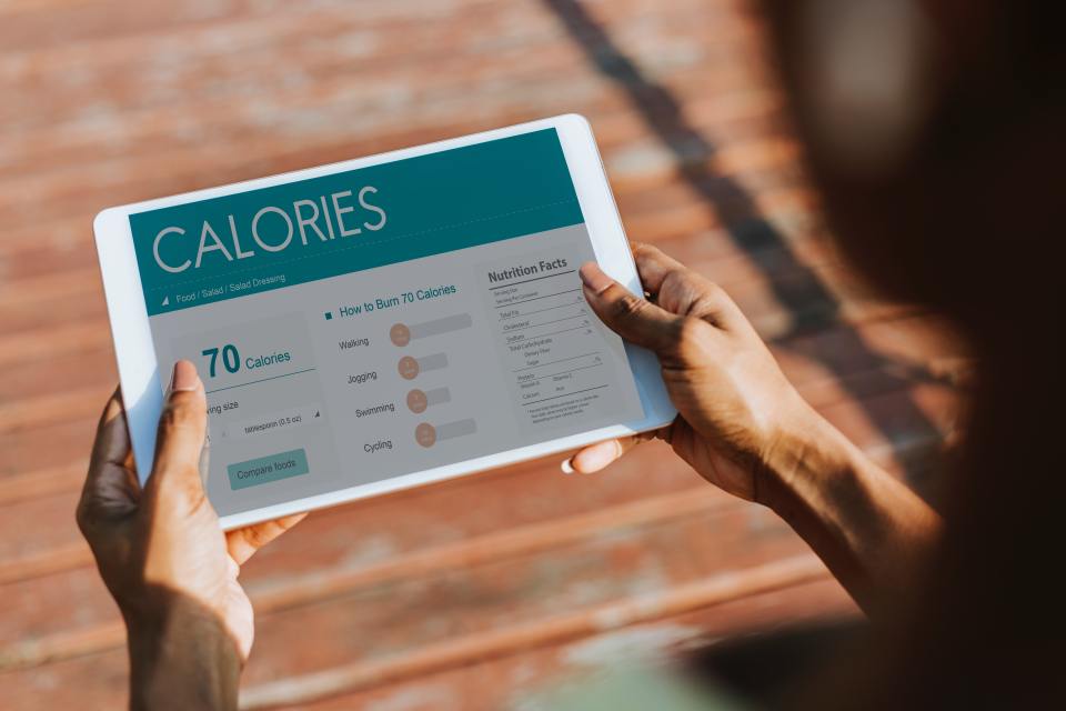 Cate calorii ar trebui sa consumi pe zi pentru a scapa de kilogramele in plus