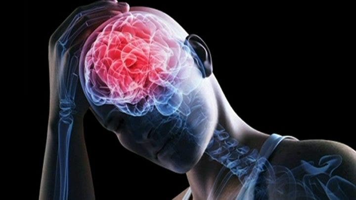Cómo saber si una conmoción cerebral es peligrosa?