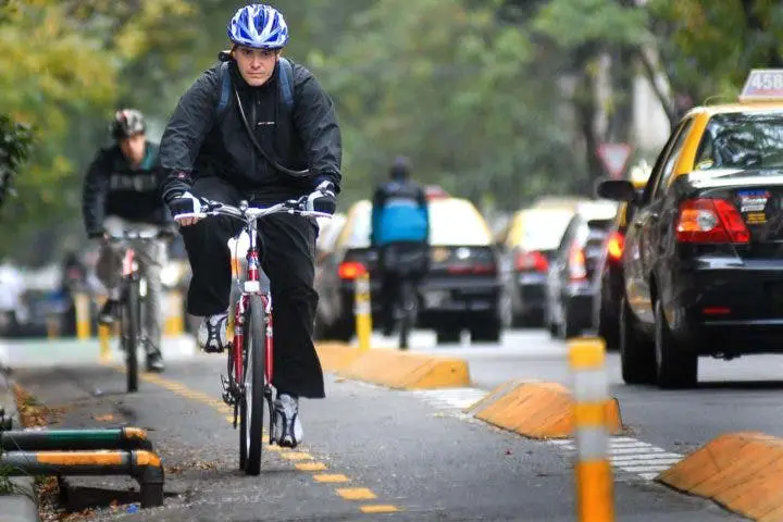 Convivencia entre conductes y ciclitas adecuada