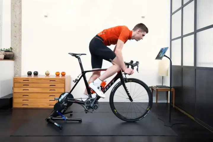 ¿ 실내에서 자전거 타기를 연습할 수 있는 기회가 있나요?